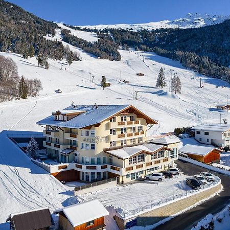 Hotel Alpen-Royal 제르젠스 외부 사진
