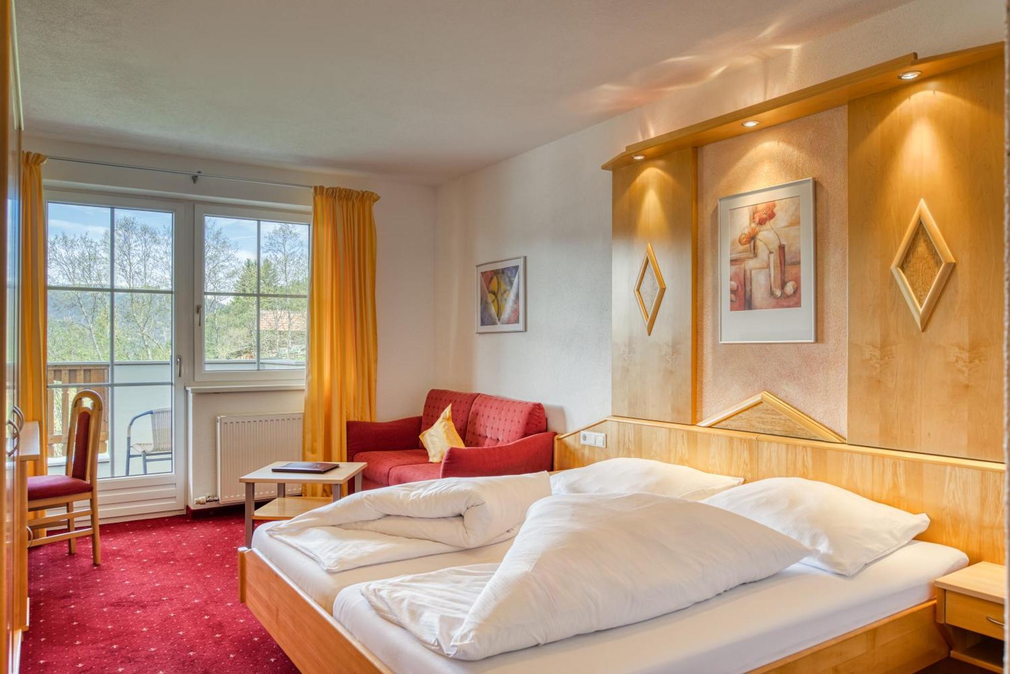 Hotel Alpen-Royal 제르젠스 외부 사진